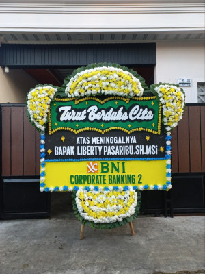 Papan Bunga Duka di Bandar Khalipah
